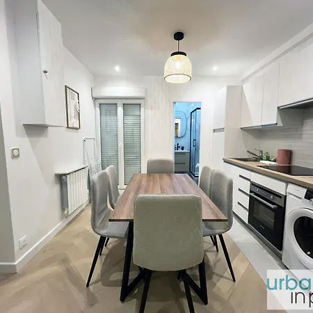 Urbanflat 178 - De 2 아파트 *